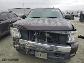 2008 Chevrolet Silverado 1500 LT w/2LT with VIN 2GCEC19J181266349, listed as a Copart auction lot 43230045 with 204,540 mi miles and Salvage Title. Bid and sale history available at carsss.com. Image 5.