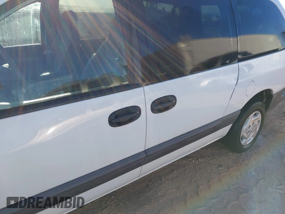 1998 Dodge Caravan Sport with VIN 2B4GP4438WR787782, listed as a IAAI auction lot 41385563 with 199,358 mi miles and . Bid and sale history available at carsss.com. Image 6.