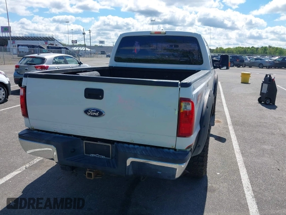 2010 Ford F-250 XL with VIN 1FTSX2B5XAEB31031, listed as a IAAI auction lot 42197472 with 227,966 mi miles and . Bid and sale history available at DreamBid. Image 4.