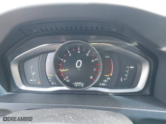 2015 Volvo V60 T5 Drive-E Premier with VIN YV140MEK1F1258057, listed as a IAAI auction lot 41813010 with 191,118 mi miles. Bid and sale history available at carsss.com. Image 7.