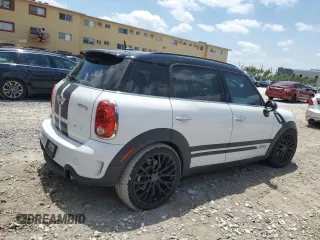 2016 MINI Countryman S with VIN WMWZC3C53GWT08355, listed as a Copart auction lot 53240215 with 62,674 mi miles and Salvage Title. Bid and sale history available at DreamBid. Image 3.