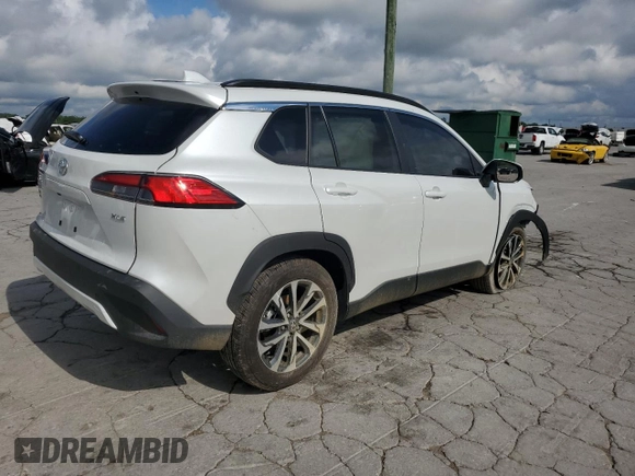 2024 Toyota Corolla Cross XLE with VIN 7MUDAAAGXRV116208, listed as a Copart auction lot 54705515 with 8,557 mi miles and Salvage title. Bid and sale history available at DreamBid. Image 3.