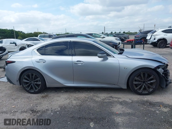 2022 Lexus IS 350 F Sport z VIN JTHGZ1B24N5049106, wystawiony jako IAAI lot #42072738 z przebiegiem 31 072 mil mil oraz . Historia ofert i sprzedaży dostępna na DreamBid. Obrazek 13.