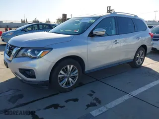 2020 Nissan Pathfinder SL with VIN 5N1DR2CM6LC603003, listed as a IAAI auction lot 41388974 with 110,753 mi miles. Bid and sale history available at carsss.com. Image 17.