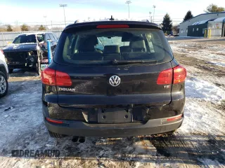 2017 Volkswagen Tiguan S with VIN WVGAV7AX8HK028148, listed as a Copart auction lot 86756104 with 84,060 mi miles and Salvage Title. Bid and sale history available at DreamBid. Image 6.
