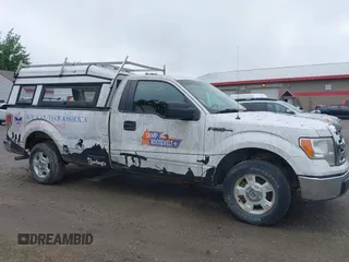 2009 Ford F-150 XL с VIN 1FTRF12899KB32240, выставлен на аукционе IAAI как лот 42437862 с пробегом 174 045 миль миль и . История ставок и продаж доступна на DreamBid. Изображение 14.