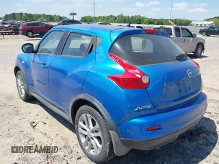 2011 Nissan Juke SL with VIN JN8AF5MV6BT015680, listed as a IAAI auction lot 42059259 with 105,704 mi miles. Bid and sale history available at carsss.com. Image 3.