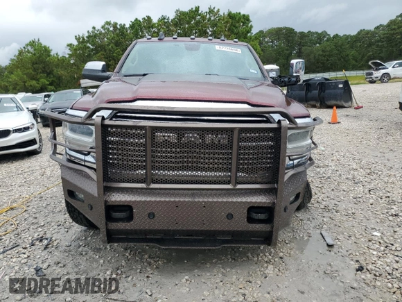 2019 Ram 3500 Laramie with VIN 3C63RRJL7KG622617, listed as a Copart auction lot 62726694 with 135,163 mi miles and Clean Title. Bid and sale history available at carsss.com. Image 5.