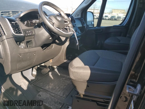2023 Ram ProMaster Cargo with VIN 3C6MRVHG5PE516885, listed as a Copart auction lot 43197775 with 25,918 mi miles and Clean Title. Bid and sale history available at carsss.com. Image 7.