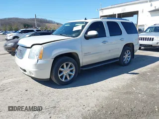 2011 GMC Yukon Denali with VIN 1GKS2EEF8BR237643, listed as a IAAI auction lot 41811822 with 134,309 mi miles. Bid and sale history available at carsss.com. Image 17.