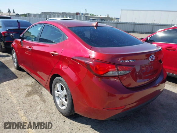 2015 Hyundai Elantra SE z VIN 5NPDH4AE0FH572449, wystawiony jako IAAI lot #42277782 z przebiegiem 128 619 mil mil oraz . Historia ofert i sprzedaży dostępna na DreamBid. Obrazek 3.