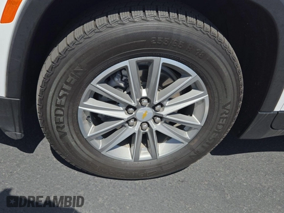 2022 Chevrolet Traverse LT with VIN 1GNERHKW7NJ177665, listed as a IAAI auction lot 42667314 with 103,830 mi miles and . Bid and sale history available at DreamBid. Image 9.