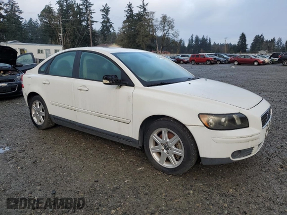 2005 Volvo S40 with VIN YV1MS682152048598, listed as a Copart auction lot 82436234 with 0 mi miles and Clean Title. Bid and sale history available at carsss.com. Image 4.