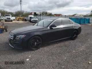 2017 Mercedes-Benz E-Class E 300 Luxury with VIN WDDZF4JB9HA042515, listed as a Copart auction lot 72860302 with 31,647 mi miles. Bid and sale history available at carsss.com. Image 1.