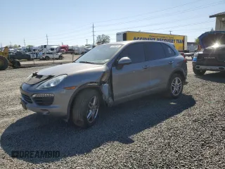 2012 Porsche Cayenne S с VIN WP1AB2A20CLA42132, выставлен на аукционе Copart как лот 52365365 с пробегом 171 859 миль миль и Списание • Salvage title. История ставок и продаж доступна на DreamBid. Изображение 1.