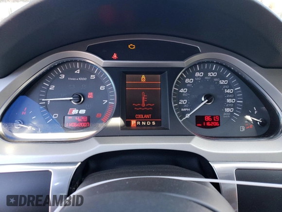 2008 Audi S6 z VIN WAUDN74F38N177048, wystawiony jako Copart lot #57486874 z przebiegiem 116 206 mil mil oraz Szkoda całkowita • Salvage title. Historia ofert i sprzedaży dostępna na DreamBid. Obrazek 9.