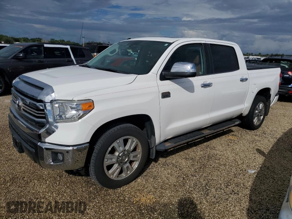 2016 Toyota Tundra Platinum z VIN 5TFGW5F17GX205276, wystawiony jako Copart lot #74146184 z przebiegiem Nie podano mil oraz Nie do naprawy • Non repairable. Historia ofert i sprzedaży dostępna na DreamBid. Obrazek 1.