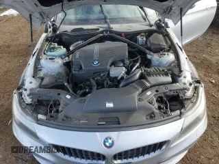 2013 BMW Z4 sDrive28i with VIN WBALL5C57DJ104460, listed as a Copart auction lot 45978395 with 109,718 mi miles and Salvage Title. Bid and sale history available at carsss.com. Image 11.