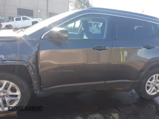 2021 Jeep Compass Sport с VIN 3C4NJCAB5MT572145, выставлен на аукционе IAAI как лот 41415198 с пробегом 27 186 миль миль и . История ставок и продаж доступна на DreamBid. Изображение 15.