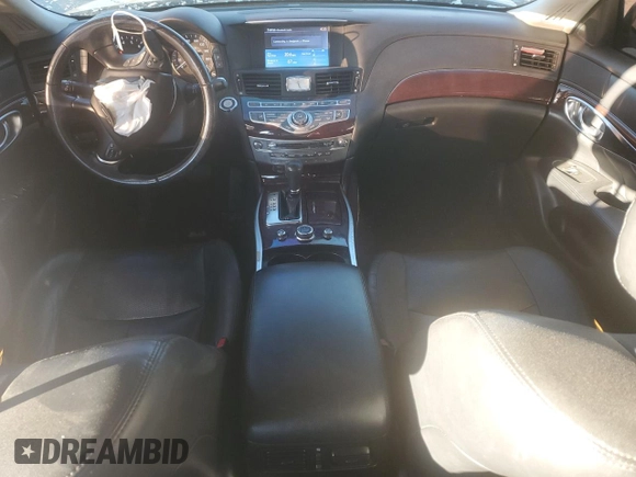2015 Infiniti Q70 z VIN JN1BY1AP6FM542551, wystawiony jako Copart lot #46096695 z przebiegiem 164 056 mil mil oraz Szkoda całkowita • Salvage title. Historia ofert i sprzedaży dostępna na DreamBid. Obrazek 8.