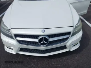 2013 Mercedes-Benz CLS-Class CLS 550 with VIN WDDLJ7DB2DA062813, listed as a IAAI auction lot 42124837 with 138,345 mi miles. Bid and sale history available at carsss.com. Image 6.