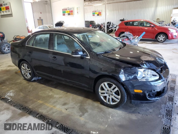 2005 Volkswagen Jetta with VIN 3VWST71KX5M634698, listed as a Copart auction lot 74568524 with 352,048 mi miles and Salvage title. Bid and sale history available at DreamBid. Image 4.