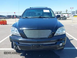2006 Kia Sorento LX z VIN KNDJD733865576079, wystawiony jako IAAI lot #42294266 z przebiegiem 111 057 mil mil oraz . Historia ofert i sprzedaży dostępna na DreamBid. Obrazek 12.