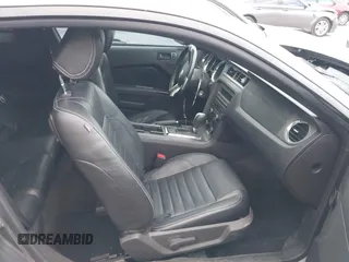 2014 Ford Mustang V6 с VIN 1ZVBP8AM7E5287185, выставлен на аукционе IAAI как лот 42187534 с пробегом 165 355 миль миль и . История ставок и продаж доступна на DreamBid. Изображение 5.