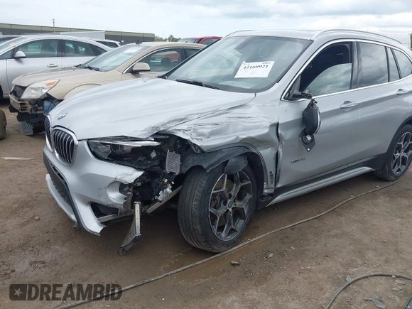 2017 BMW X1 xDrive28i z VIN WBXHT3Z38H4A58246, wystawiony jako IAAI lot #42160921 z przebiegiem 106 795 mil mil oraz . Historia ofert i sprzedaży dostępna na DreamBid. Obrazek 6.