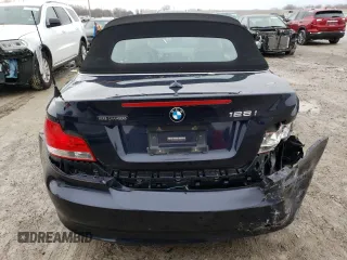 2008 BMW 1 Series 128i with VIN WBAUN13568VH79872, listed as a Copart auction lot 84215904 with 82,388 mi miles and Salvage title. Bid and sale history available at DreamBid. Image 6.