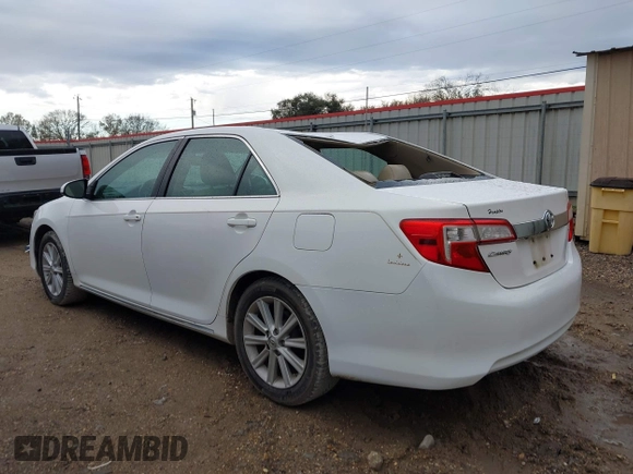 2014 Toyota Camry L with VIN 4T1BF1FK0EU358295, listed as a IAAI auction lot 41449827 with 154,490 mi miles. Bid and sale history available at carsss.com. Image 3.