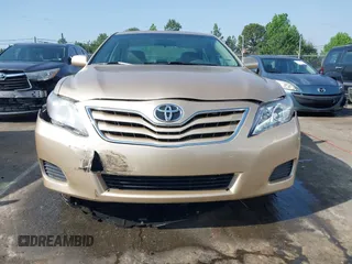 2010 Toyota Camry z VIN 4T1BF3EK2AU097534, wystawiony jako IAAI lot #42244746 z przebiegiem 145 736 mil mil oraz . Historia ofert i sprzedaży dostępna na DreamBid. Obrazek 12.