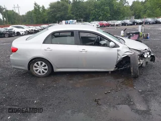 2011 Toyota Corolla L with VIN 2T1BU4EE1BC724135, listed as a IAAI auction lot 40054479 with 190,235 mi miles. Bid and sale history available at carsss.com. Image 12.