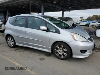 2011 Honda Fit Sport with VIN JHMGE8H56BS004963, listed as a Copart auction lot 45159105 with 200,713 mi miles and Salvage Title. Bid and sale history available at DreamBid. Image 4.