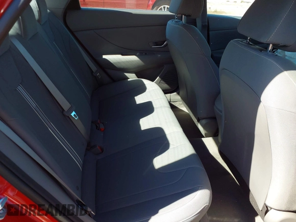 2022 Hyundai Elantra SEL with VIN 5NPLM4AG7NH085403, listed as a IAAI auction lot 40477863 with 18,638 mi miles and . Bid and sale history available at DreamBid. Image 8.
