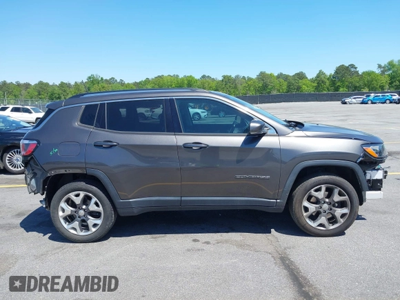2017 Jeep Compass Limited z VIN 3C4NJDCB1HT631619, wystawiony jako IAAI lot #42032050 z przebiegiem 124 152 mil mil oraz . Historia ofert i sprzedaży dostępna na DreamBid. Obrazek 14.