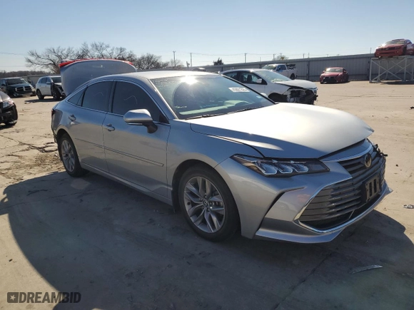 2022 Toyota Avalon XLE with VIN 4T1JZ1FB2NU078963, listed as a Copart auction lot 43821325 with 39,926 mi miles and Salvage Title. Bid and sale history available at carsss.com. Image 4.