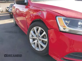 2015 Volkswagen Jetta SE с VIN 3VWD07AJ4FM407209, выставлен на аукционе IAAI как лот 42262291 с пробегом 125 207 миль миль и . История ставок и продаж доступна на DreamBid. Изображение 12.