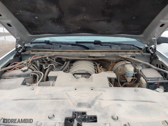2018 Chevrolet Silverado 1500 LT with VIN 1GCVKREC6JZ379641, listed as a IAAI auction lot 41915555 with 167,472 mi miles. Bid and sale history available at carsss.com. Image 10.