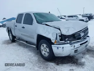 2013 Chevrolet Silverado 1500 LT with VIN 3GCPKSE72DG164006, listed as a IAAI auction lot 41483800 with 126,105 mi miles. Bid and sale history available at carsss.com. Image 6.