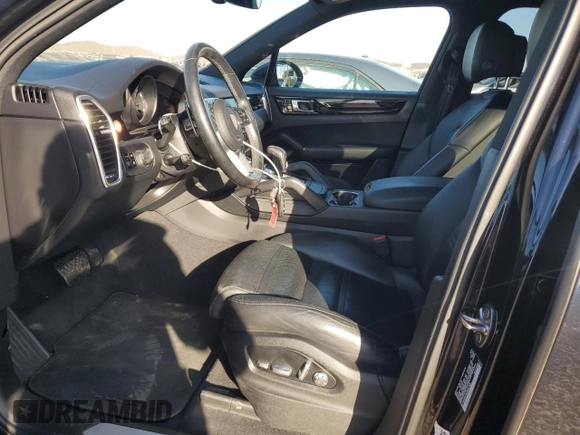2020 Porsche Cayenne с VIN WP1AA2AY6LDA02168, выставлен на аукционе Copart как лот 45912715 с пробегом 39 341 миль миль и Списание • Salvage title. История ставок и продаж доступна на DreamBid. Изображение 7.