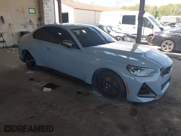 2022 BMW 2 Series M240i xDrive with VIN 3MW53CM07N8C16723, listed as a IAAI auction lot 42173534 with 26,767 mi miles and . Bid and sale history available at DreamBid. Image 1.