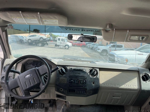 2009 Ford F-250 XL with VIN 1FTSW21529EB11761, listed as a IAAI auction lot 42656062 with 58,624 mi miles and . Bid and sale history available at DreamBid. Image 1.