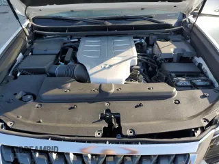 2020 Lexus GX 460 Premium z VIN JTJAM7BX3L5255631, wystawiony jako Copart lot #54200675 z przebiegiem 63 615 mil mil oraz Szkody całkowita. Historia ofert i sprzedaży dostępna na DreamBid. Obrazek 12.