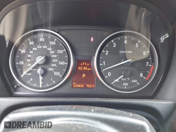 2011 BMW 3 Series 328i with VIN WBADW3C51BE540128, listed as a IAAI auction lot 41817505 with 220,406 mi miles. Bid and sale history available at carsss.com. Image 7.