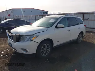 2014 Nissan Pathfinder Platinum Hybrid with VIN 5N1CR2MM6EC640419, listed as a IAAI auction lot 42003462 with 149,866 mi miles. Bid and sale history available at carsss.com. Image 2.