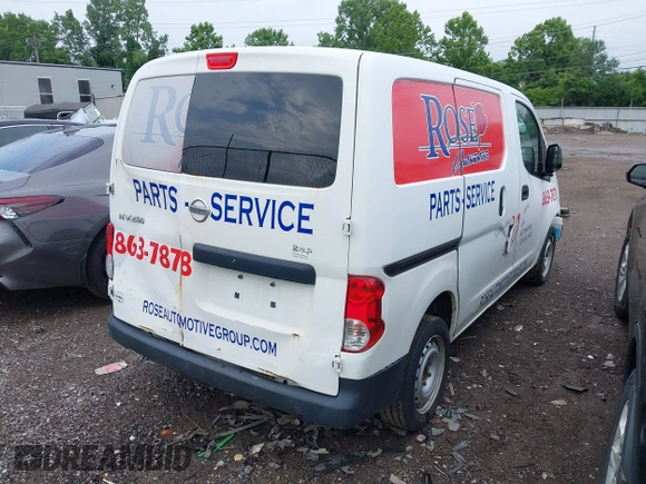2016 Nissan NV200 S with VIN 3N6CM0KN5GK699362, listed as a IAAI auction lot 42607977 with 279,989 mi miles and . Bid and sale history available at DreamBid. Image 4.