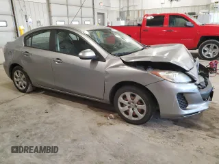 2013 Mazda 3 i SV z VIN JM1BL1TF6D1723762, wystawiony jako Copart lot #59711775 z przebiegiem Nie podano mil oraz Szkoda całkowita • Salvage title. Historia ofert i sprzedaży dostępna na DreamBid. Obrazek 4.