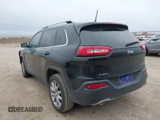 2017 Jeep Cherokee Limited with VIN 1C4PJLDB2HD231916, listed as a IAAI auction lot 41633365 with 112,256 mi miles. Bid and sale history available at carsss.com. Image 3.