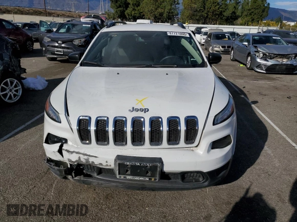 2016 Jeep Cherokee Sport z VIN 1C4PJLAB5GW184503, wystawiony jako Copart lot #87721055 z przebiegiem 107 629 mil mil oraz Szkoda całkowita • Salvage title. Historia ofert i sprzedaży dostępna na DreamBid. Obrazek 5.